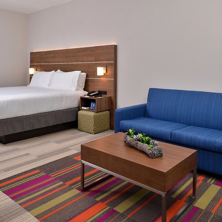 Holiday Inn Express Melbourne West By Ihg West Melbourne Экстерьер фото