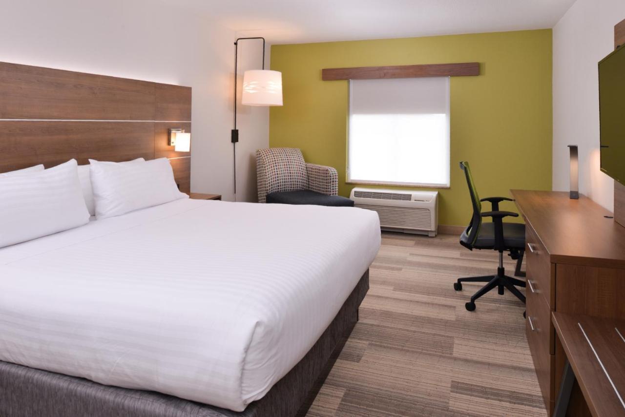 Holiday Inn Express Melbourne West By Ihg West Melbourne Экстерьер фото